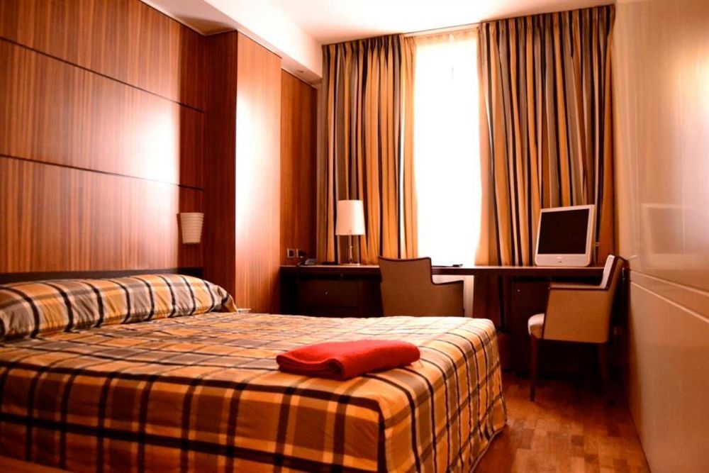 Hotel Carrobbio Milano Dış mekan fotoğraf