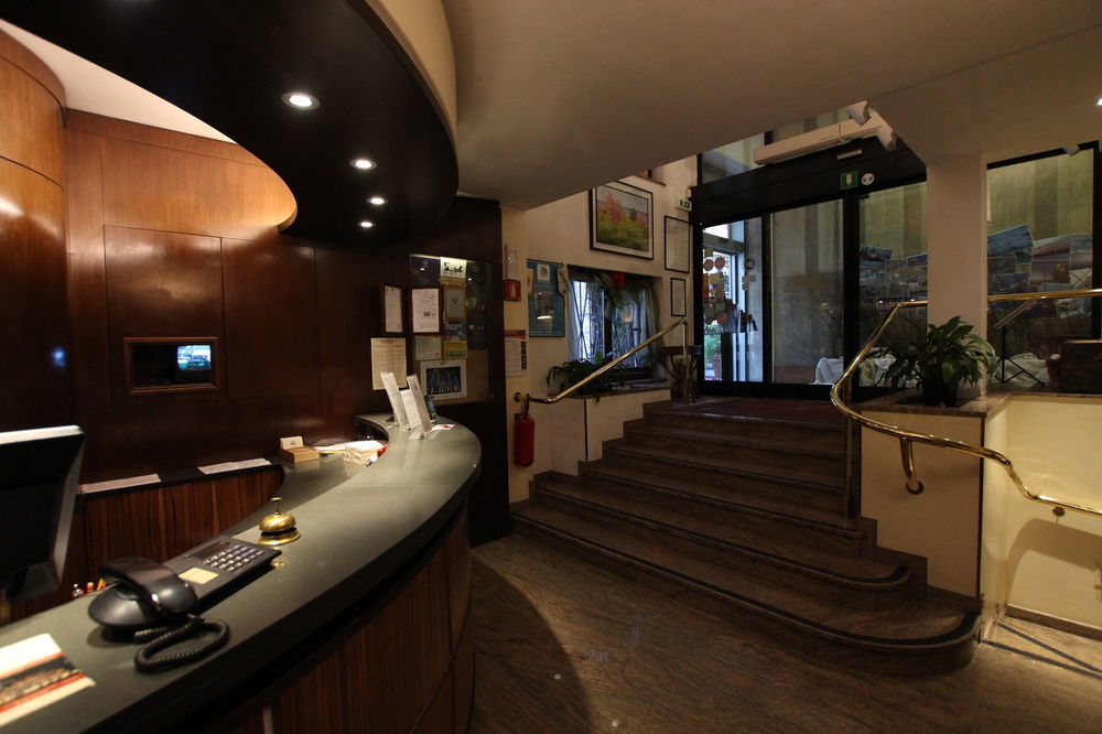 Hotel Carrobbio Milano Dış mekan fotoğraf